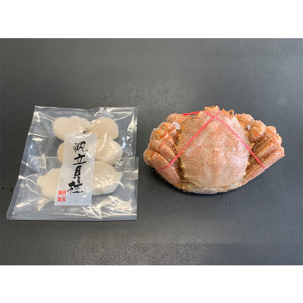 〔カネサン佐藤水産〕北海道毛がに・帆立貝柱セット