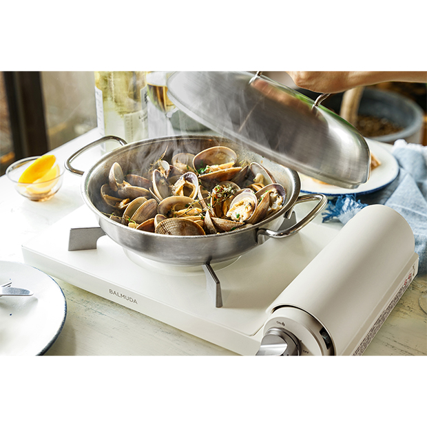 〔バルミューダ〕テーブル ストーブ(ホワイト)