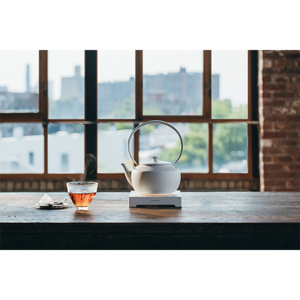 〔バルミューダ〕ムーンケトル(ホワイト)