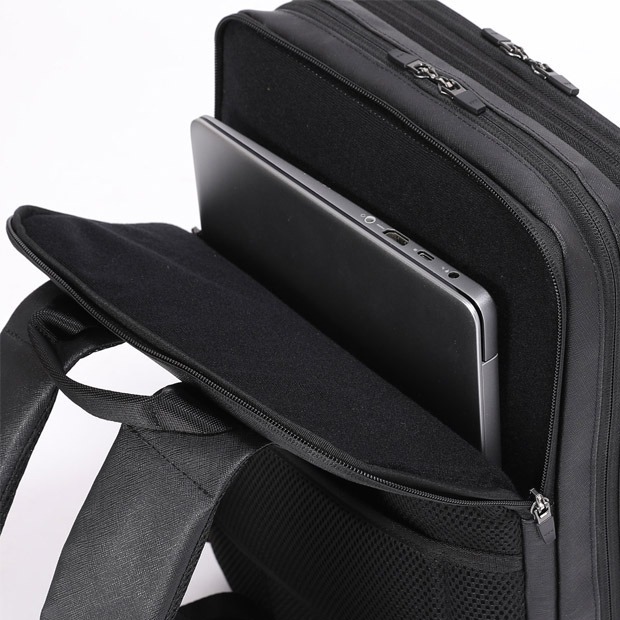 〔BERMAS〕DULITE FLEX 2層リュックEX5cm サフィアーノブラック(メーカー希望小売価格:税込26,400円)