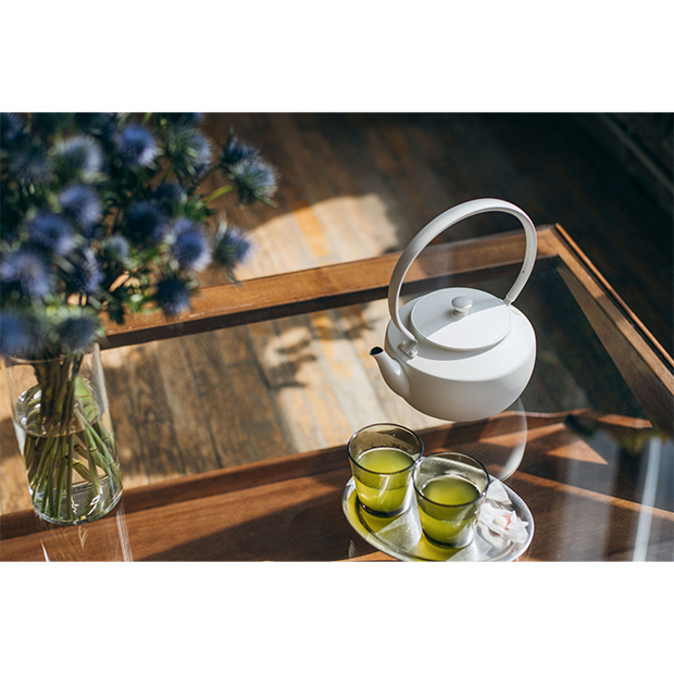 〔バルミューダ〕ムーンケトル(ホワイト)