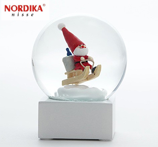 〔ノルディカ〕スノードーム S そりに乗ったサンタ