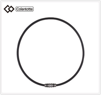 〔コラントッテ〕ネックレスクレスト プレミアムブラック