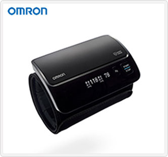 〔オムロン〕上腕式血圧計