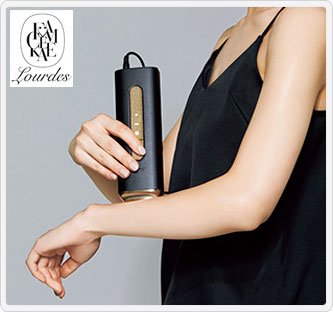 〔ルルド〕フェイスメイク クールフラッシュスムーザー