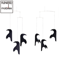 〔フレンステッドモビール〕ペンギンパレード