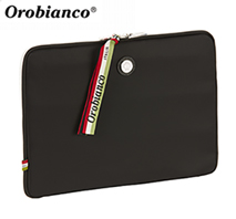 〔オロビアンコ〕クラッチバッグ　ブラック（91313-01）