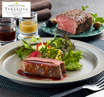 東京小金井「TERAKOYA」監修 2種のソースで味わうローストビーフ