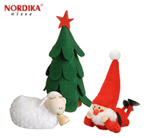 〔ノルディカ〕寝転がるサンタ・白羊・ツリーRED