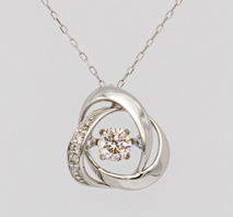 Pt ダイヤ　メビウス　プチネックレス