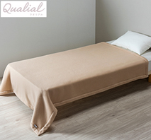 〔西川　クオリアル〕ウール毛布（毛羽部分）