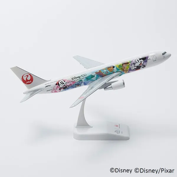 JALとっておきの逸品｜〔JAL DREAM EXPRESS Disney 100〕1/200 BOEING 767-300ER スナップインモデル:  JAL