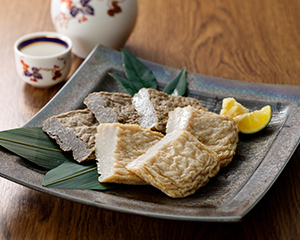 〔宇和島屋〕桐箱入 極上宇和島じゃこ天詰合せ