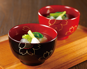 夫婦多用椀 桜蒔絵