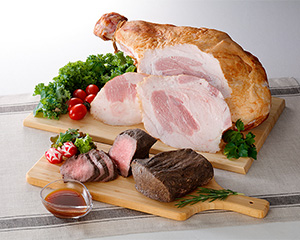 〔十勝池田食品〕骨付ウデハム＆ローストビーフ