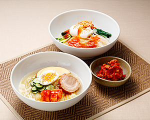 〔焼肉冷麺ヤマト〕冷麺・ビビン麺・キムチセット