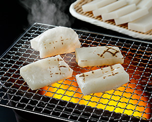 〔ごはん〕有機栽培　魚沼産〆張り餅「紫光」　角