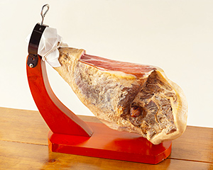 〔伊豆沼農産〕伊豆沼豚　骨付き生ハム