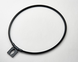 〔ANGLE〕イーモデル01ネックレス　Lサイズ　ブラック