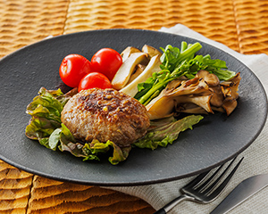 〔阿蘇あか牛のLARKS〕阿蘇あか牛生ハンバーグセット