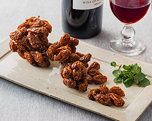 〔里乃や これくしょん〕熟成プレミアムレーズン 枝付きシャインマスカット