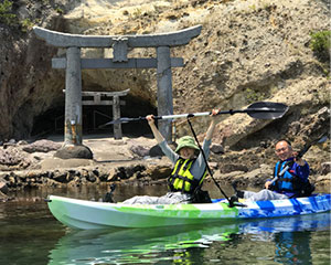 〔BUCO cafe／10歩Garage〕ランチ＆シーカヤック2名