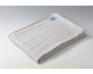 〔山繊〕リネン3重ガーゼケット