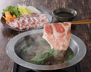 〔黒豚・黒牛しゃぶしゃぶ SATSUMA〕黒豚しゃぶしゃぶセット(肩ロース)4~6人前用